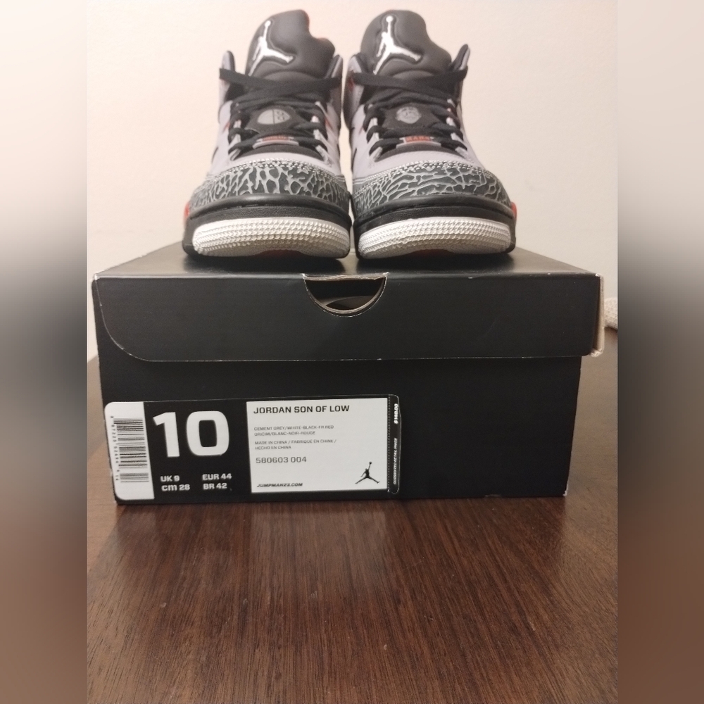 Jordan Son of Mars Low Sneakers